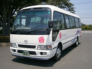 コースター28人乗り